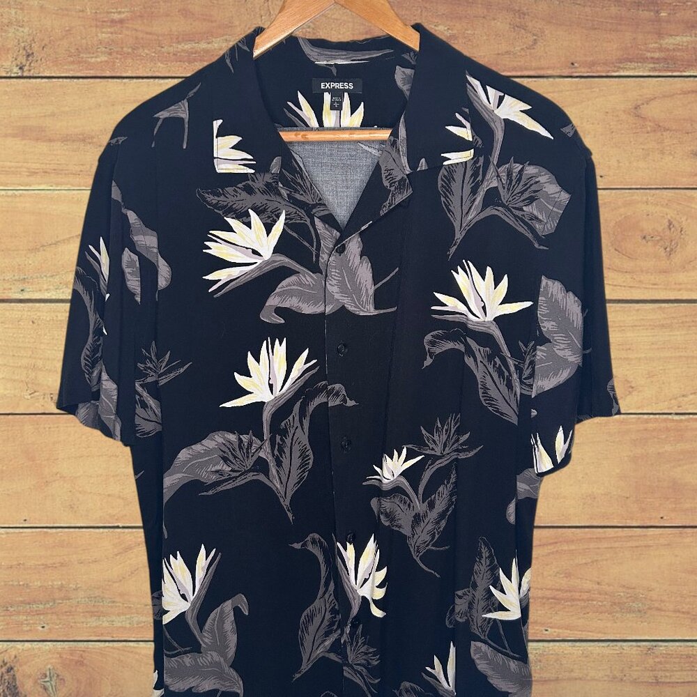 Express ★ Men's Rayon Short Sleeve Button-Up ★ Okinawa Gothic Floral Print